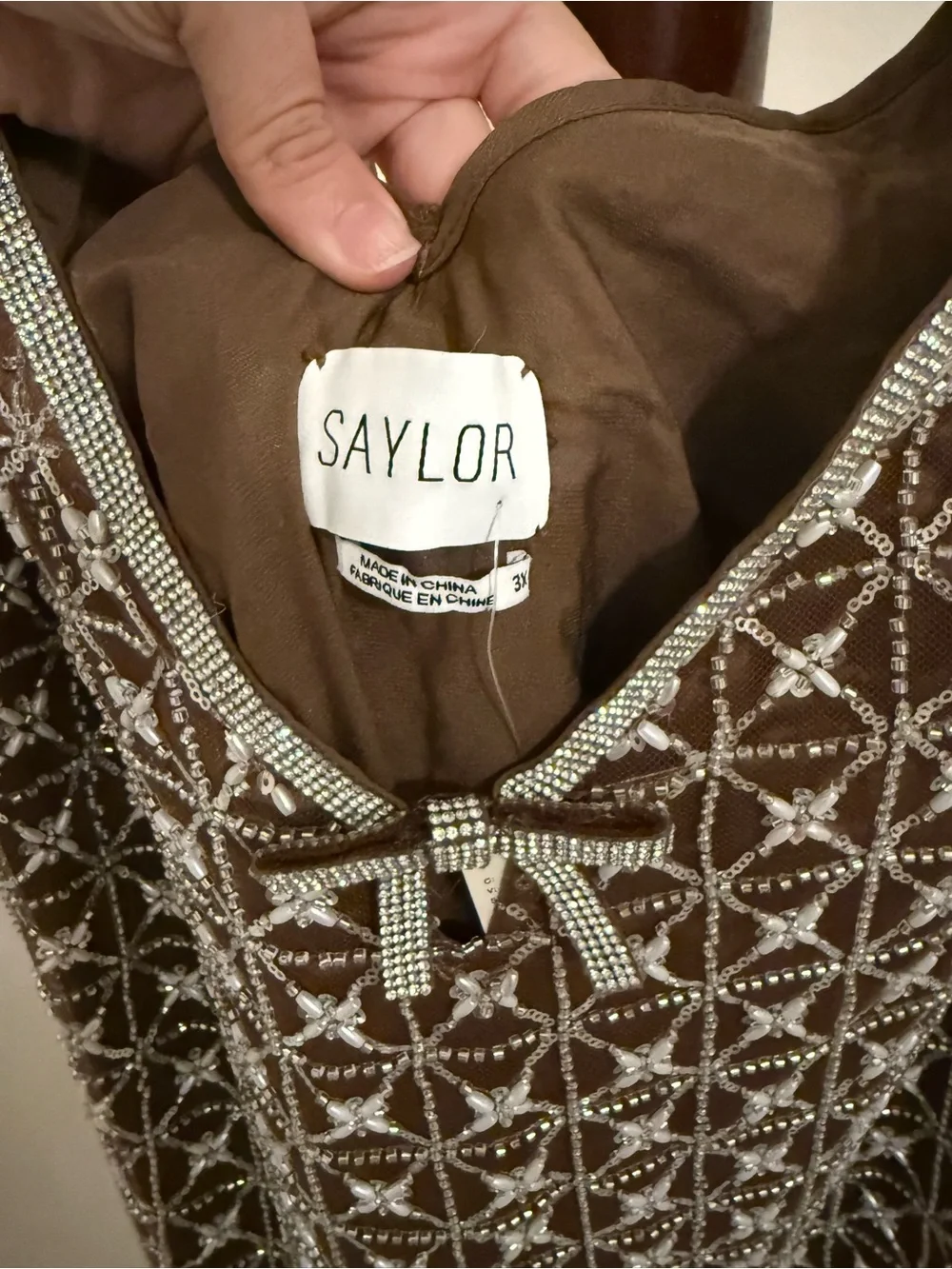 SAYLOR Brown Embroidered V‑Neck Chemise with Contrast Trim